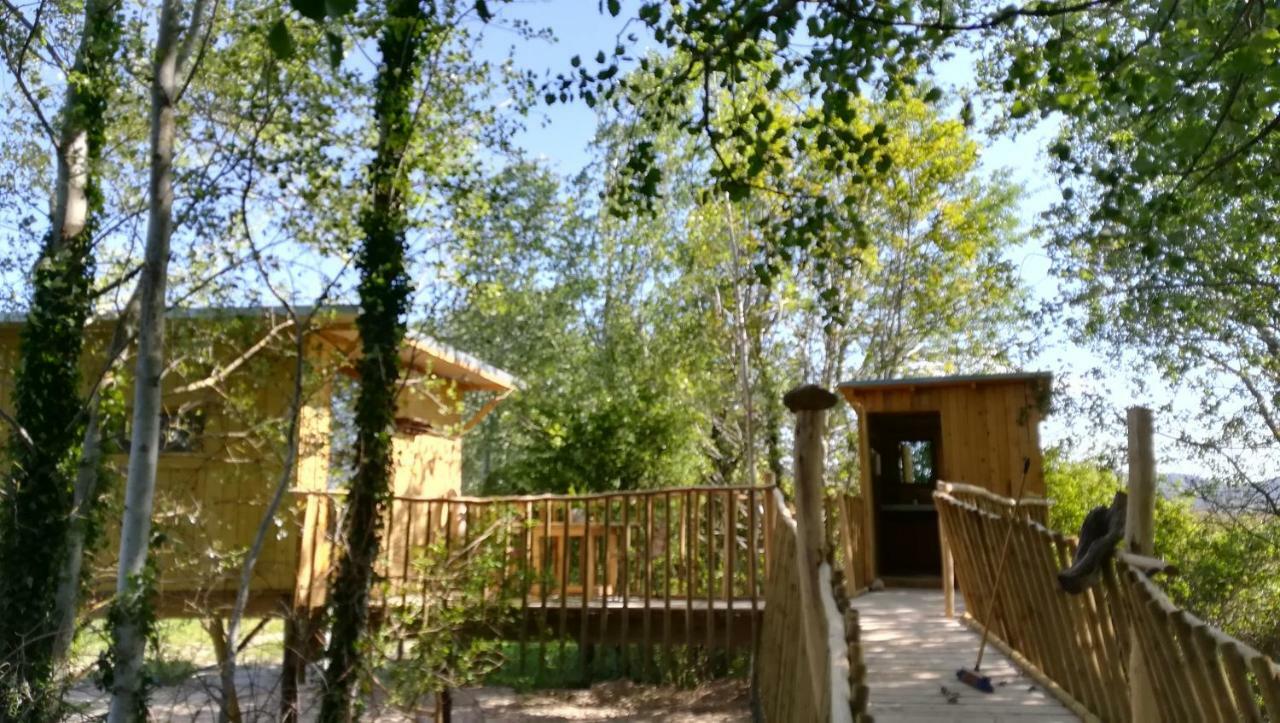 La Cabane Perchee Villelaure Exterior foto